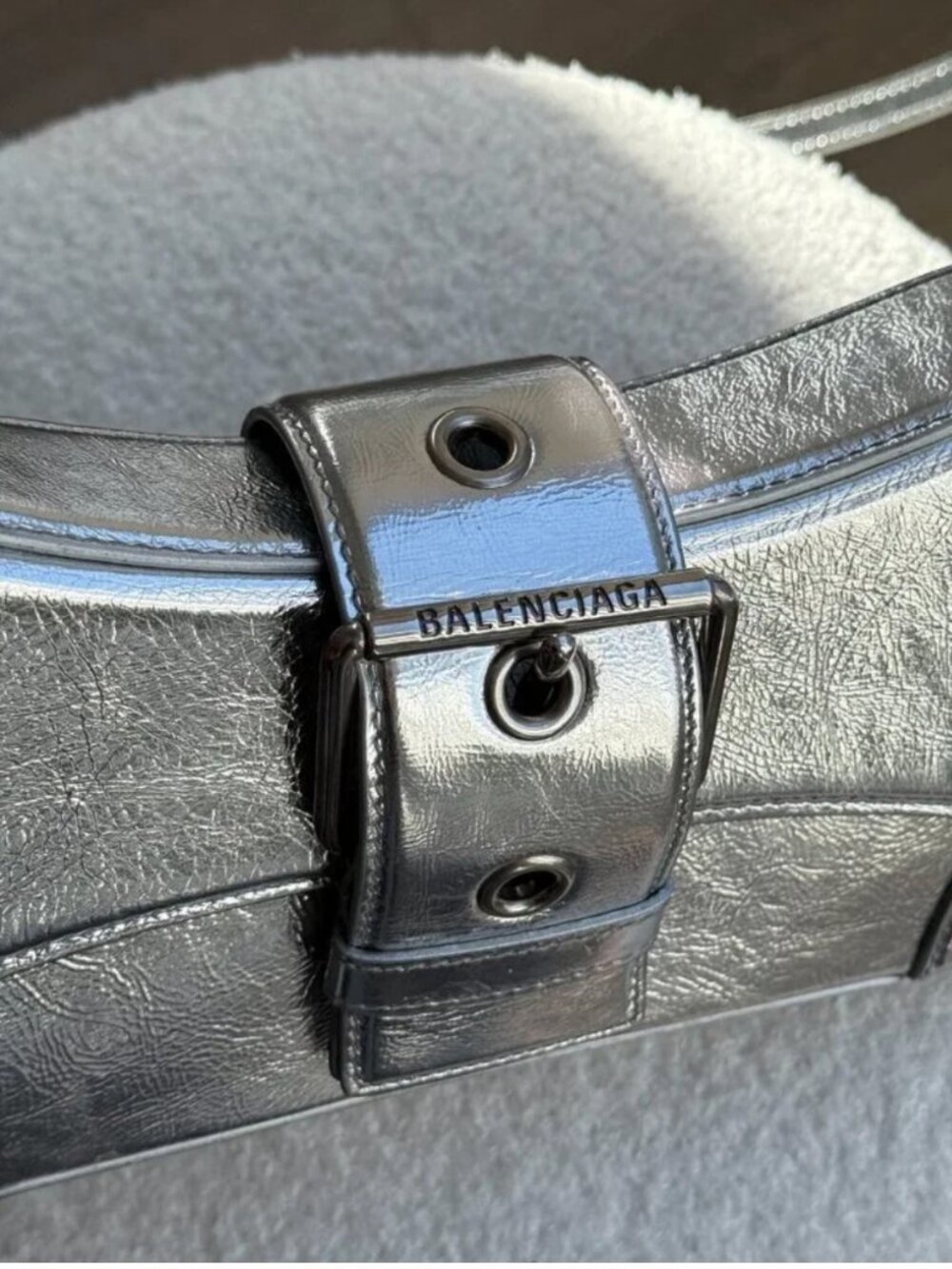 Balenciaga - Lindsay bag - Picture 10 of 12